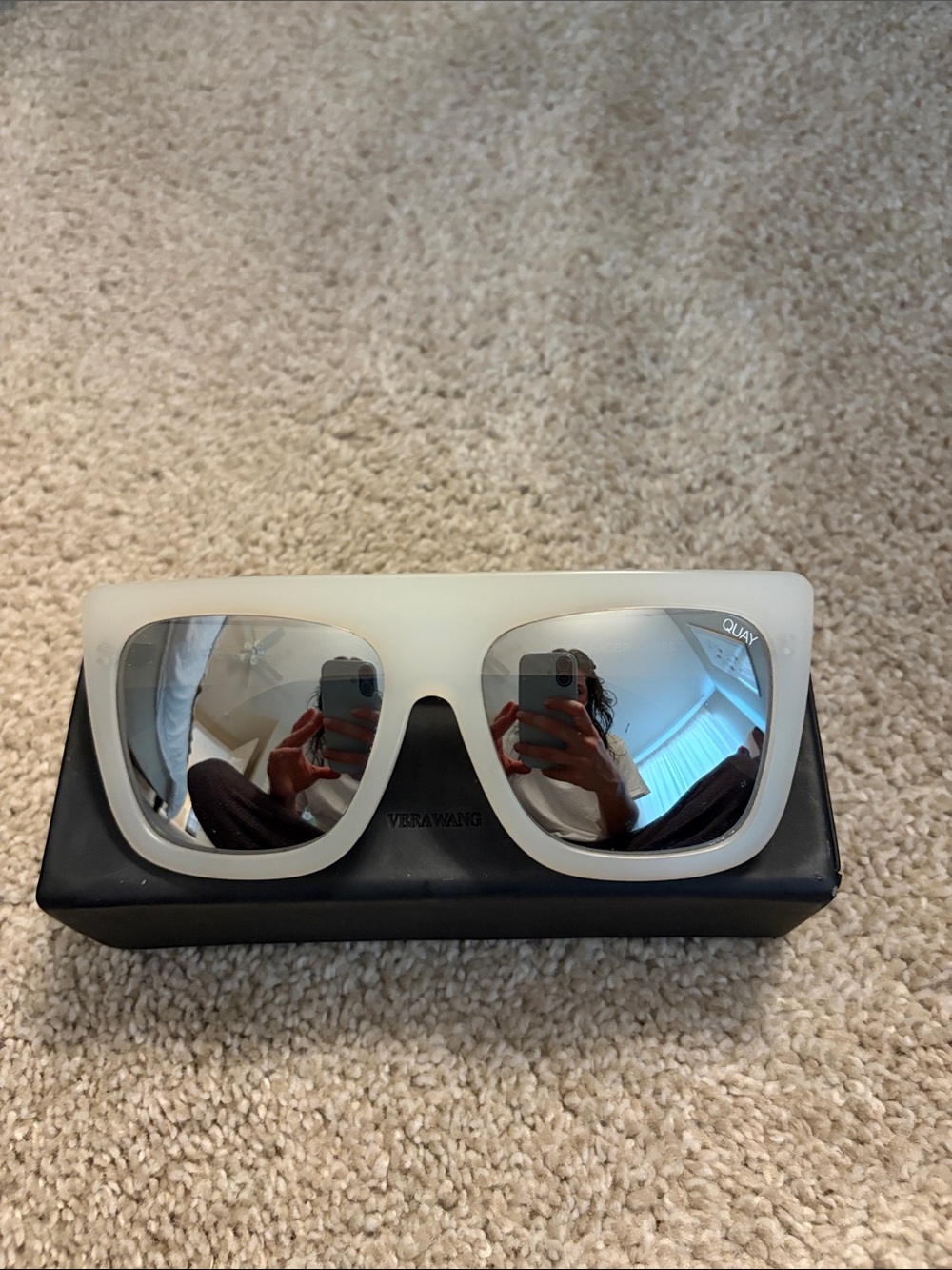 QUAY Australia mirrored sunglasses